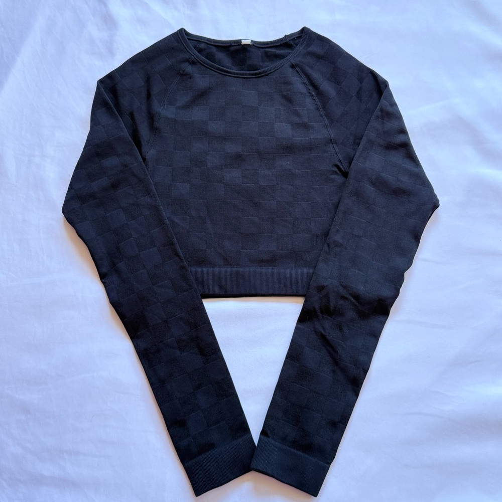JoyLab Black Cropped Long Sleeve Checkered Pattern great condition women’s small